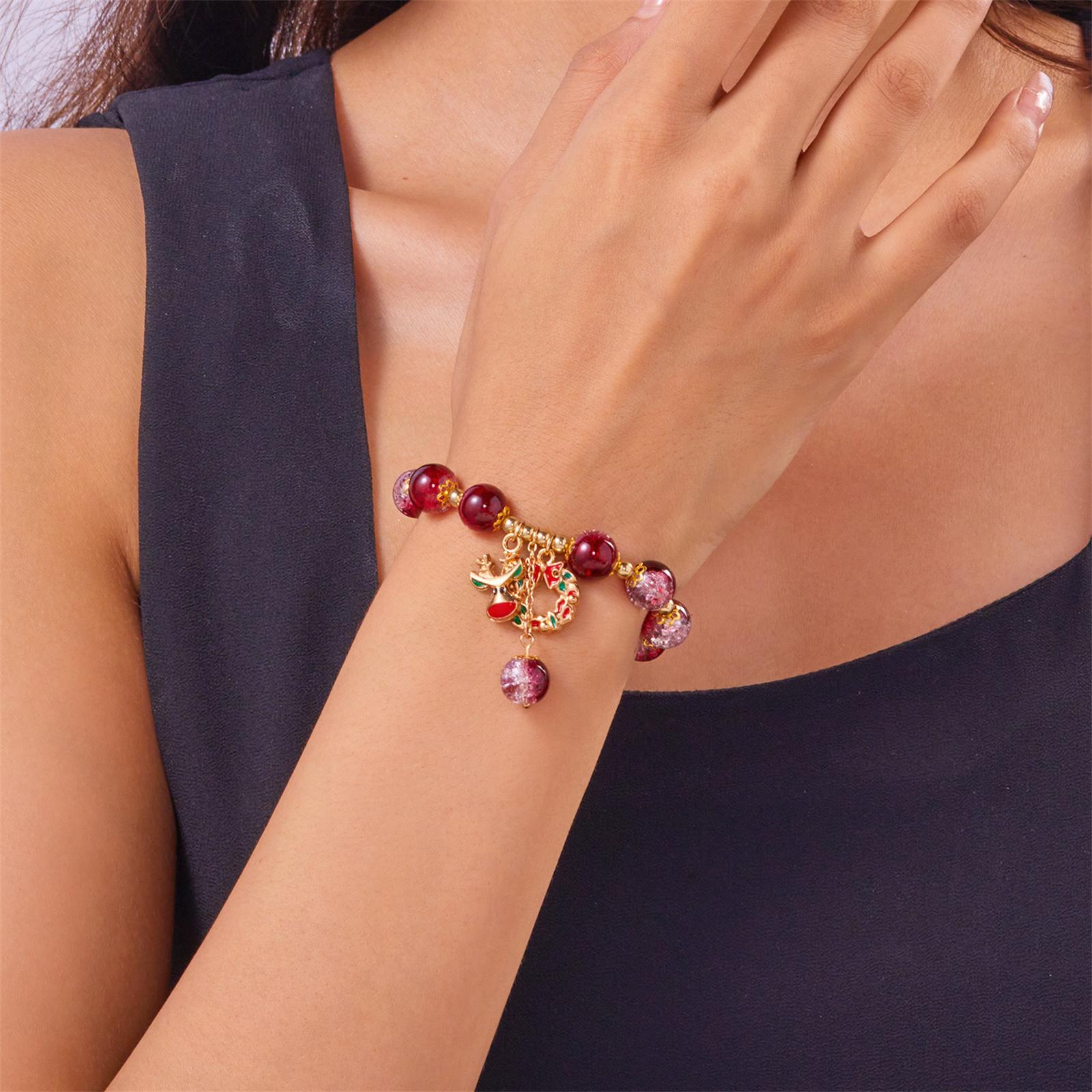 

Рождественский браслет из хрустальных бусин для женщин, ручной работы, с подвесками в виде снежинки, снеговика и колокольчика, сверкающий разноцветный эластичный браслет из бусин one size