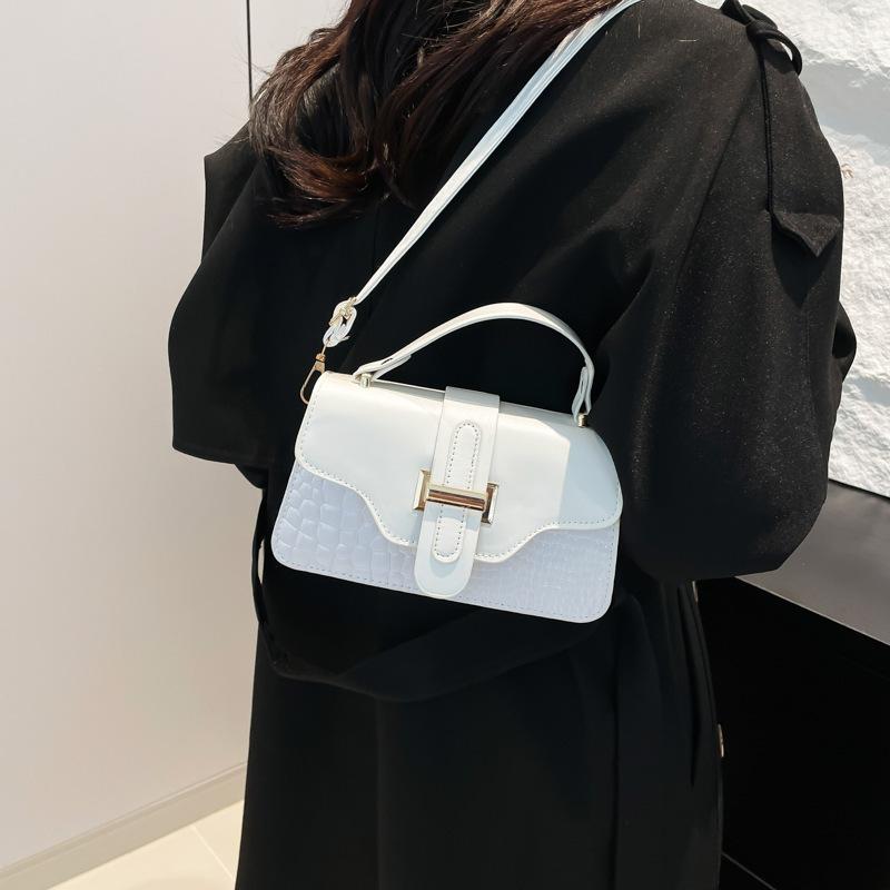 Foreign style light luxury casual simple handbag 2025 new retro niche design trend single shoulder crossbody small square bag