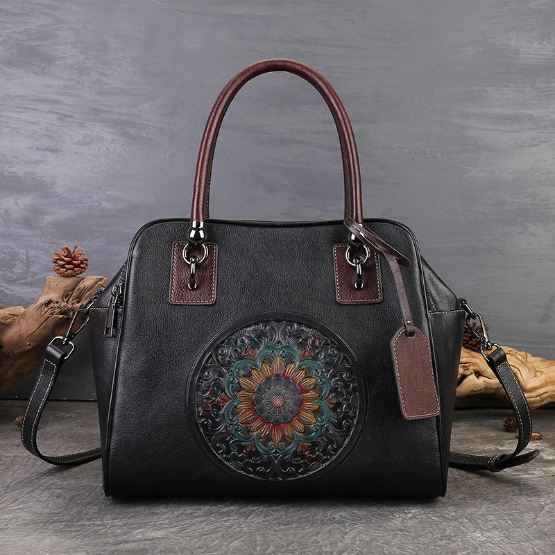Johnature Retro Embossed Totem Women s Bag Genuine Leather Commuter Handbag Large Capacity Shoulder Crossbody Bag чёрный 8990₽