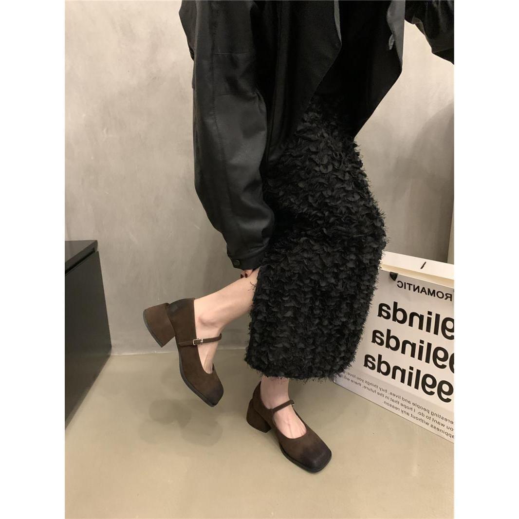 

Трендовый бренд французские туфли-лодочки на высоком каблуке осень и зима новые ретро лоферы одинарные туфли черные женские туфли 39 коричневый