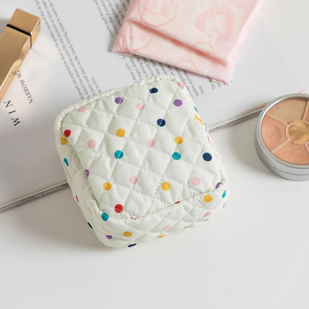 

Women Small Cosmetic Bag Floral Sanitary Cotton Storage Bag Quilted Girl s Sanitary Napkin Lipstick Travel Bag Coin Purse Case