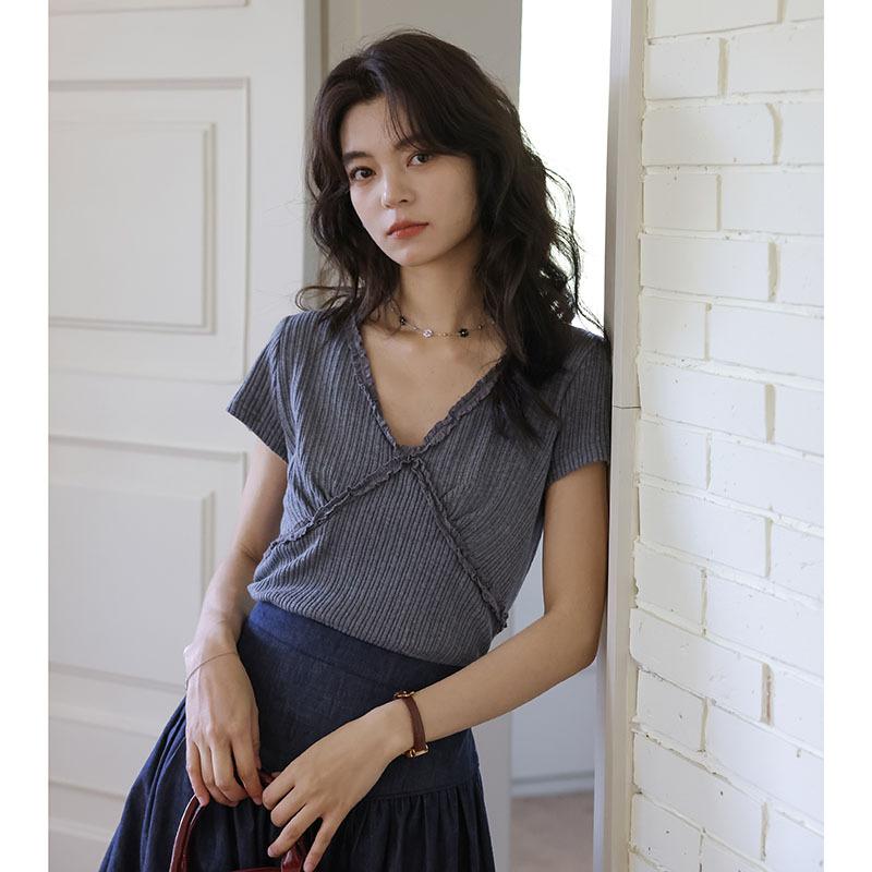 

Summer sweet Xiaoqing literary V-neck fungus edge splicing short-sleeved T-shirt top women One Size