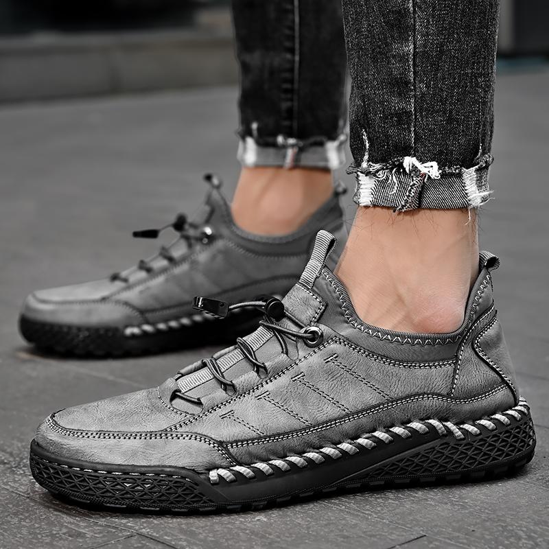 Men Casual Shoes outdoor Luxury Brand genuine Leather Mens Loafers Moccasins Breathable Black Driving Shoes men Size 38-46