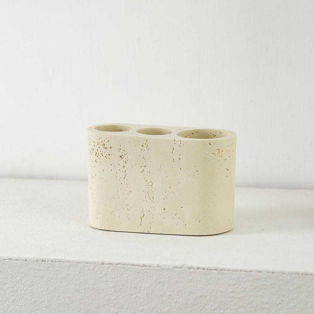 Set da Bagno in Pietra Wabi-Sabi: Bicchiere per collutorio, Portaspazzolino, Flacone per lozione, Diffusore, Portasapone e Vassoio.