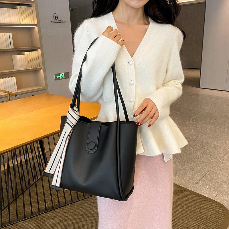 New Large-capacity Bag Women's Trendy Fashion Shoulder Bag Tote Bag Mother and Child Bag