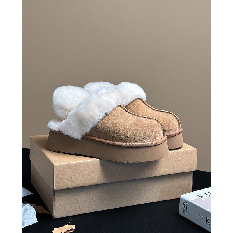 

thick-soled fluffy slippers for women to wear new autumn and winter two-wear snow boots, piled and thickened warm bread cotton shoes 35 малиновый