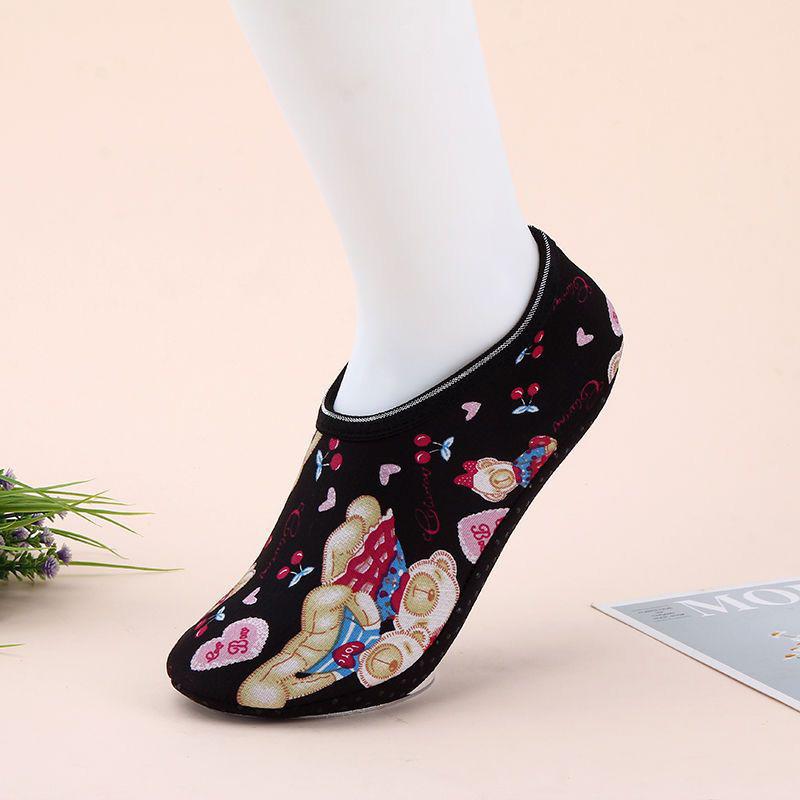 Damen Hausschuhe für den Boden Indoor Kurze Socken Elastisch Bedruckt Warm Verdicken Fleecegefüttert Bodensocken Rutschfeste Socke