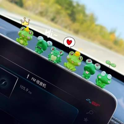 6pcs/set Creative Resin Frog Car Dashboard Toys Dolls Figures Car Center Console Navigator Screen Animal Decoration Model Gift