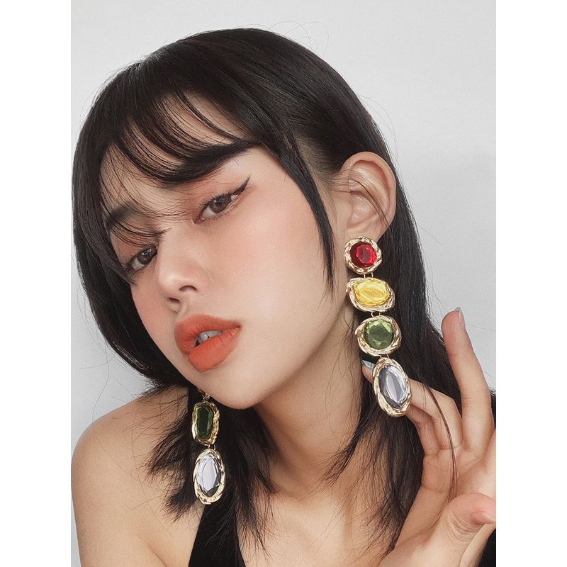 Niche Style Crystal Female Color Elegant Earrings Designer