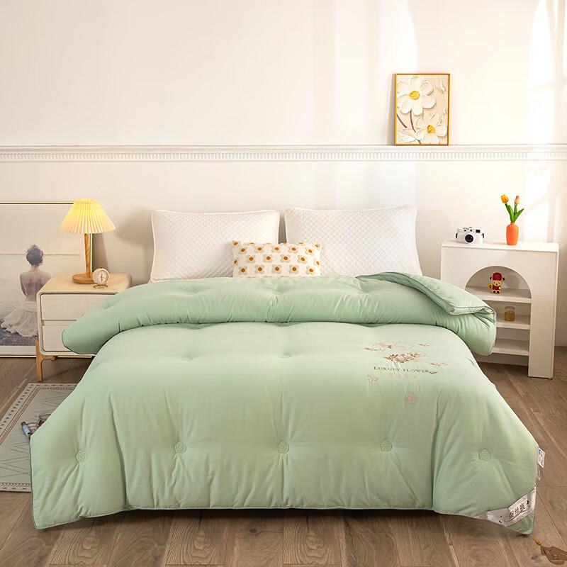 Blooming Flowers Tencel Silk Blend Quilt