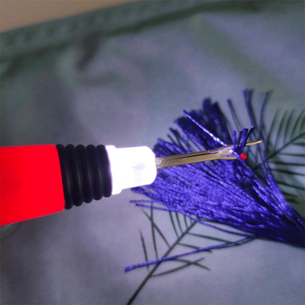 Seam Remover with Light Fine Buttonholes Clothing Tag Stitch Removal Tool Dressmaking Tailors Fabric Crafting Accessories