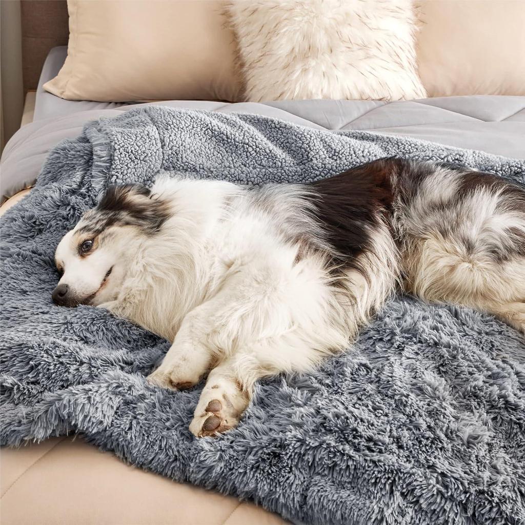 Plush Sherpa Waterproof Fleece Pet Blanket: Thickened Pad for Dogs & Cats