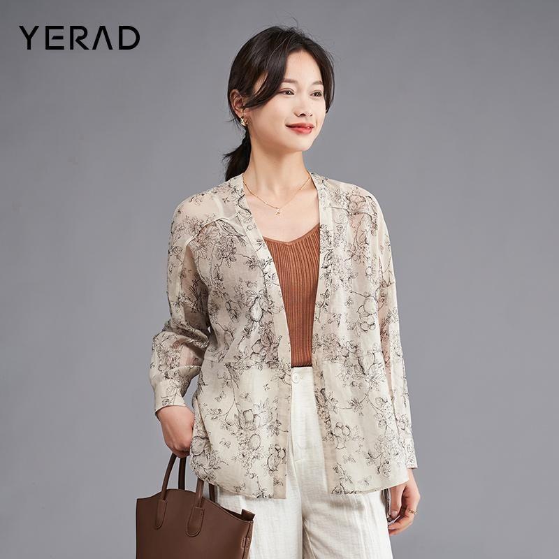 Lightweight and breathable floral shirt for women