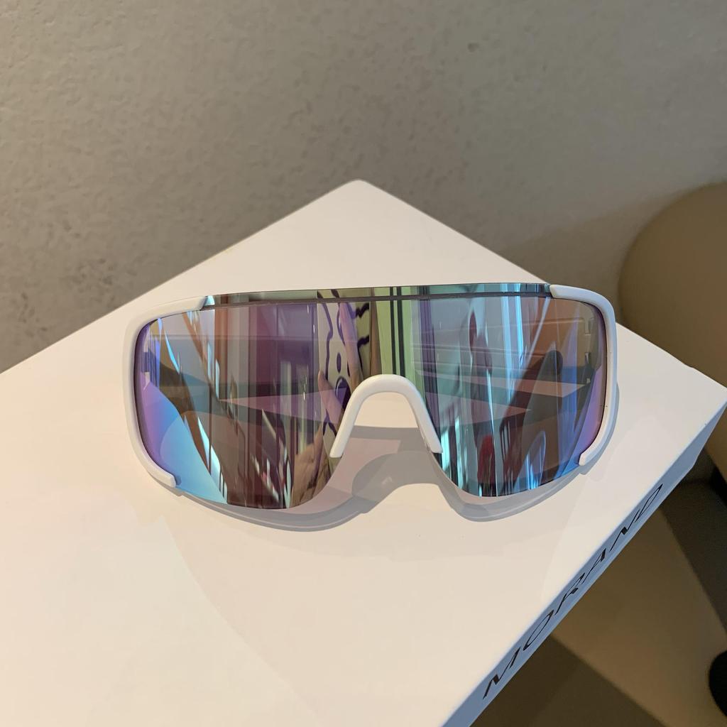 Women's Windproof Sports Goggles for Cycling and Skiing