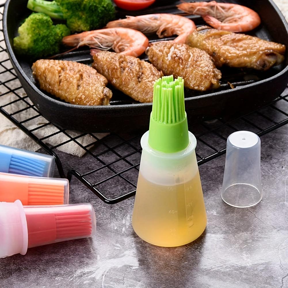 Portable Silicone Oil Bottle with Brush Grill Oil Brushes Pastry Plastic Kitchen Oil Bottle Outdoor Baking BBQ Brush Oil Pot 1pc
