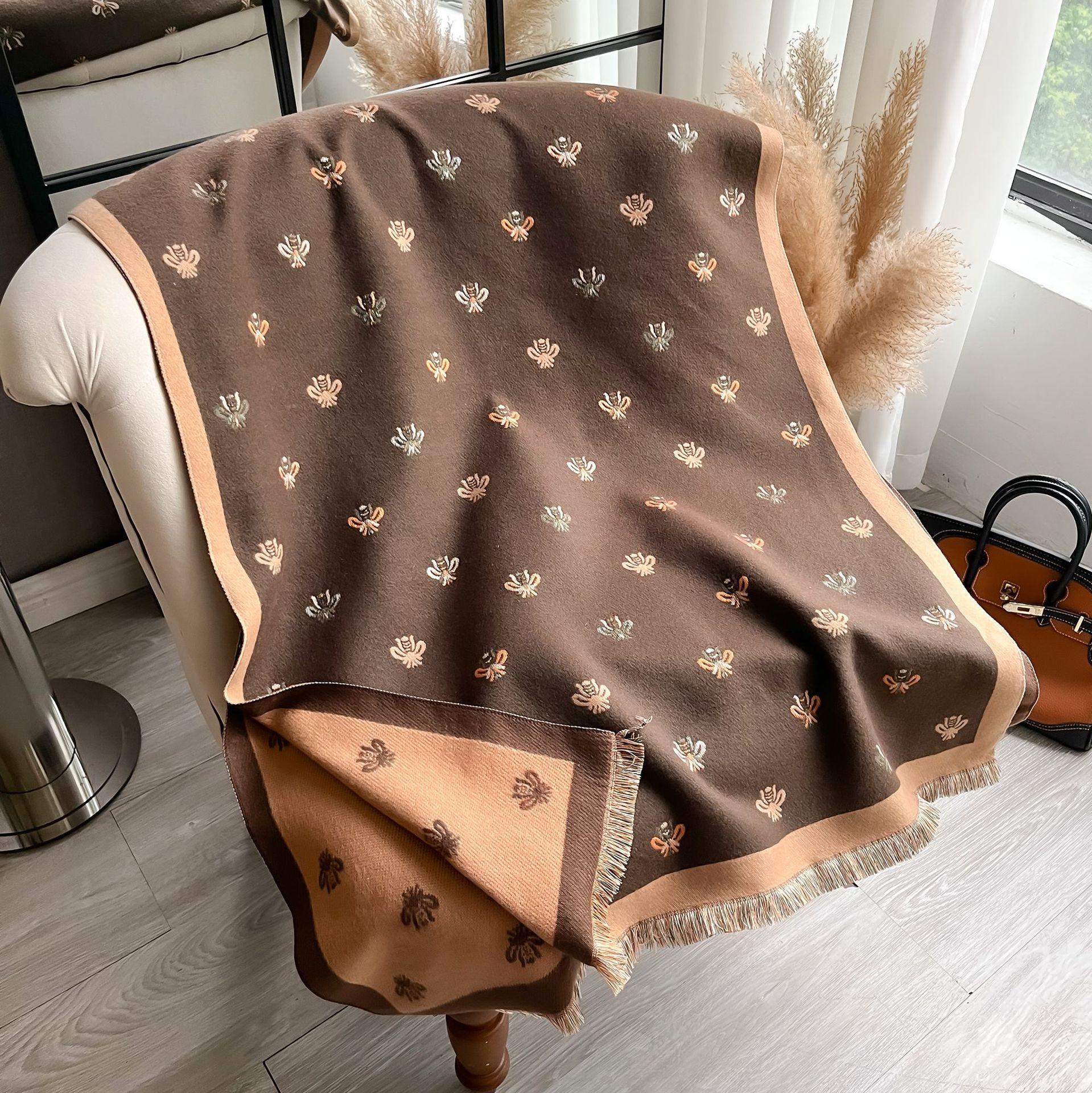 

Имитация кашемира Пчела Насекомое Двусторонний Женский Шаль С Изысканной Элегантностью Мода Повседневность Тепло Шарф 185*65cm коричневый