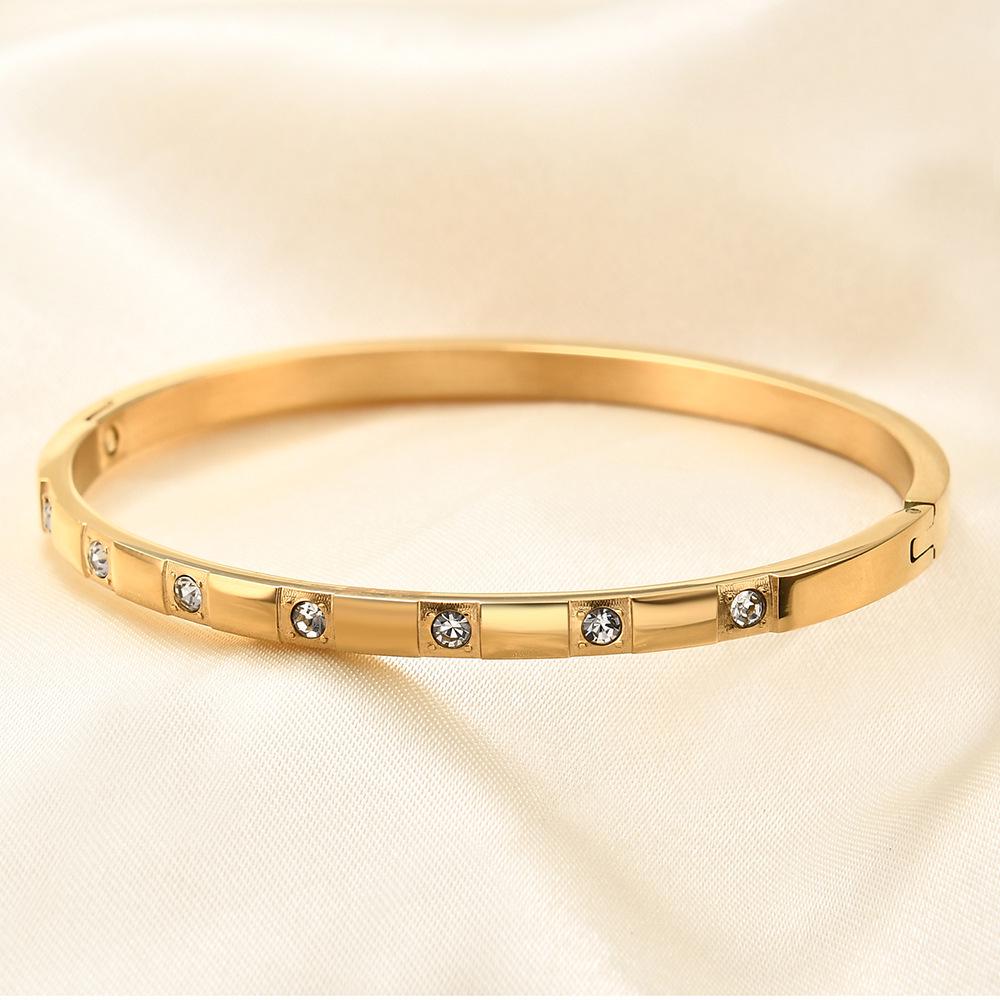 European-American 18K Gold & Zircon 4MM Titanium-Steel Bracelet - Versatile, Fashion-Forward, Simple Design for Couples and Women