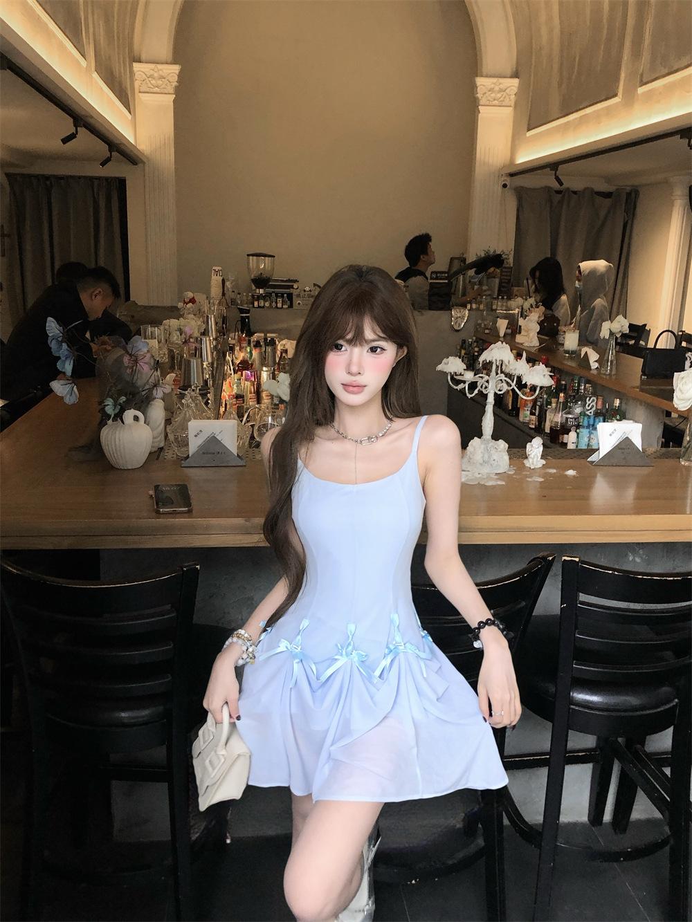 Kumikumi French sweet girl style bow suspender dress women s spring slim fit slim A-shaped skirt short skirt S baby голубой