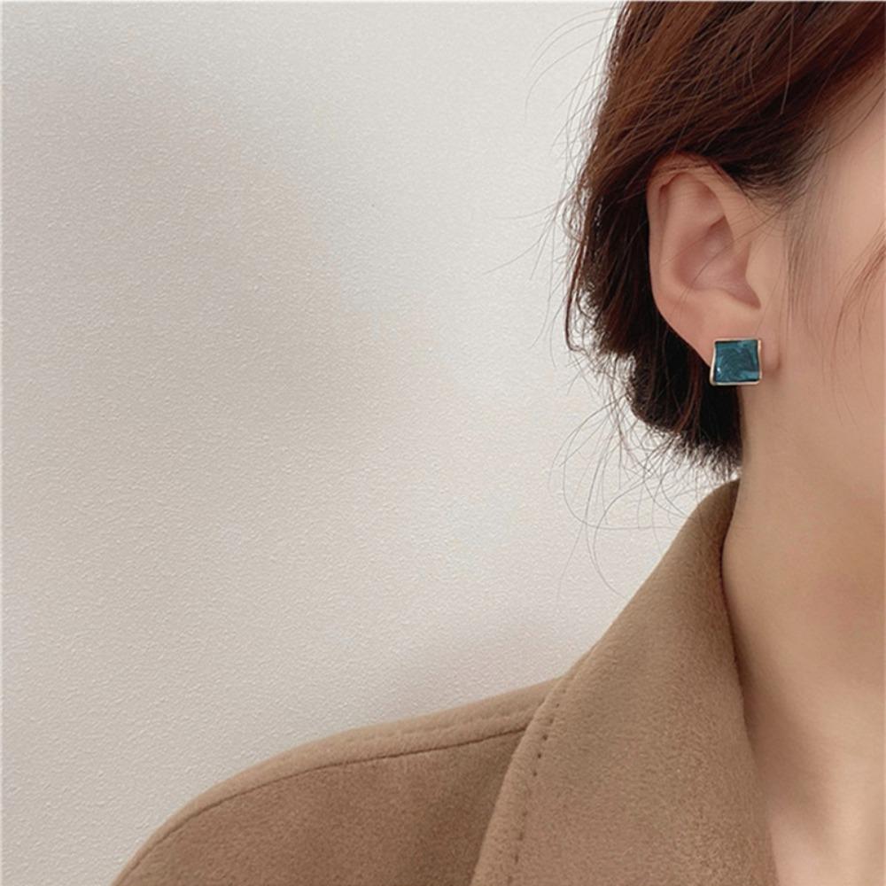 

Геометрические серьги Oli во французском стиле Квадратные серьги Капельная глазурь Аксессуары в корейском стиле