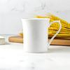 250ML, schlicht weiße Knochenporzellan-Becher, Design kreative elegante Keramik-Teetassen, perfektes Geschenk Porzellan-Kaffeebecher taza