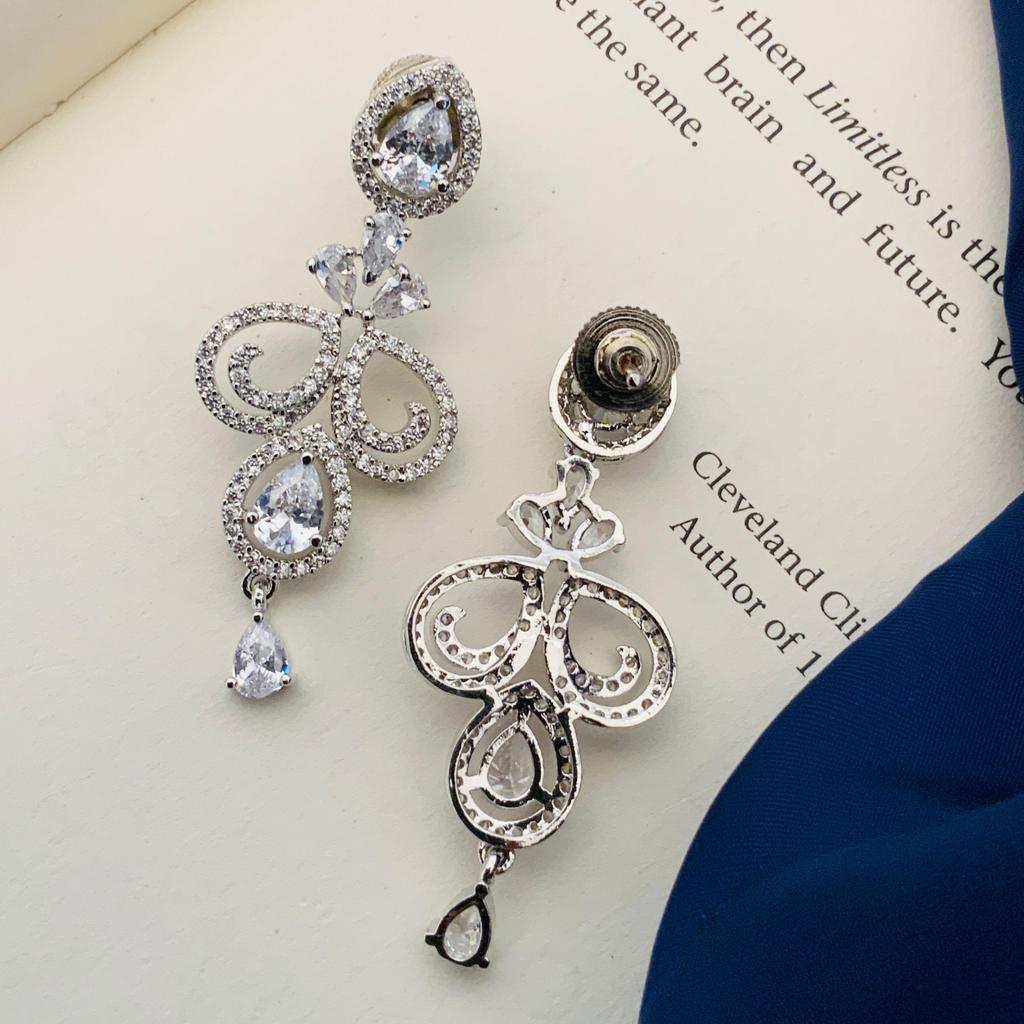 Silver Plated Diamond Round Necklace Set Diamond Necklace Set for Women