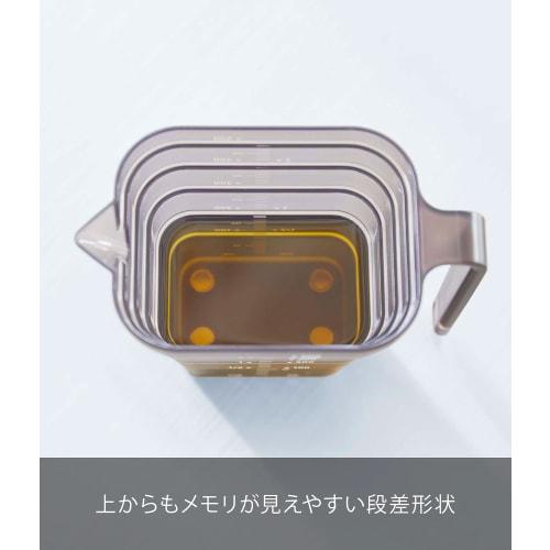 Yamazaki Magnetic Measuring Cup, 500ml, Black, Approx. W15 x D8.6 x H11.8cm, Tower Design with Easy-to-Read Measuring Cup from Above, Model 6922