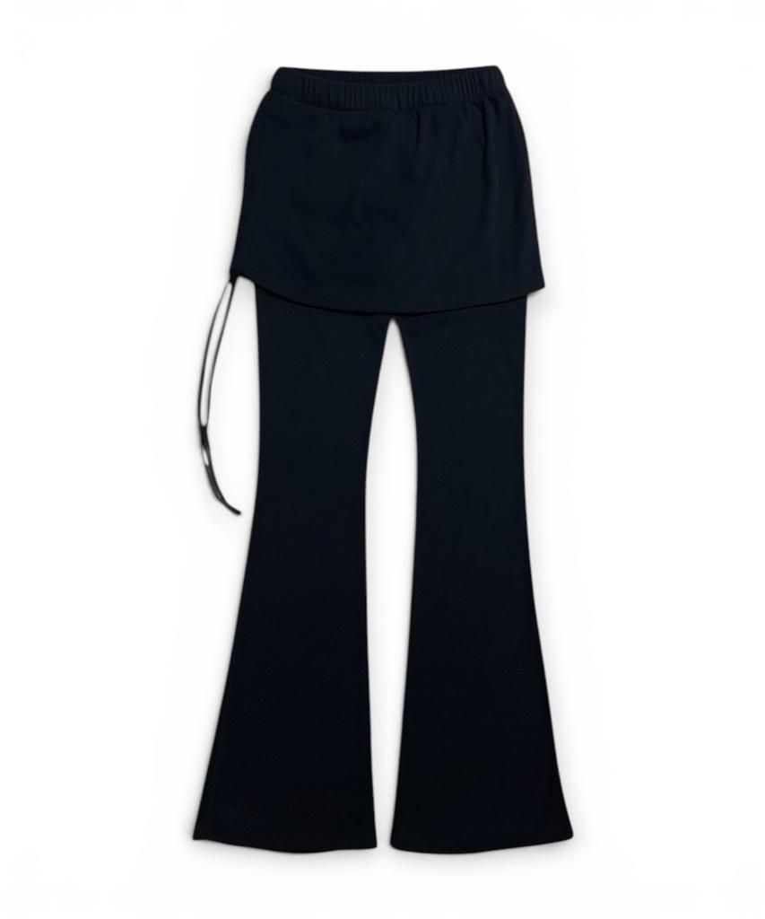Bonseullipi Crystal Dust Layered Flare Skort Pants (Eclipse Black)