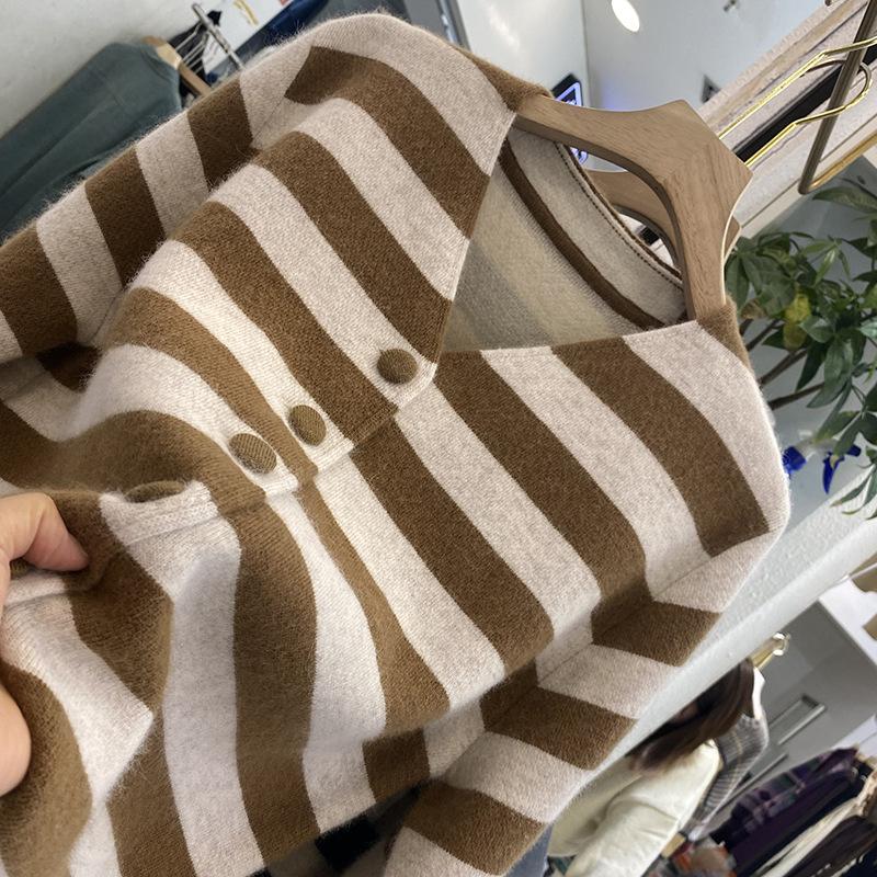 Striped Knitted Cardigan Women Autumn Winter Fashion Contrasting Color Retro V-neck Gentle Style Sweater Jacket Top