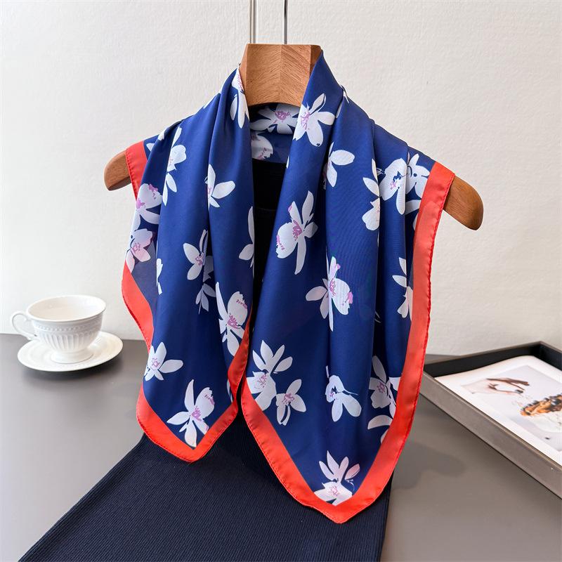 Retro Magnolia Flower Small Scarf with High-end Feeling Printed Silk Shawl Kerchief Neckerchief Scarf Headscarf Shawl