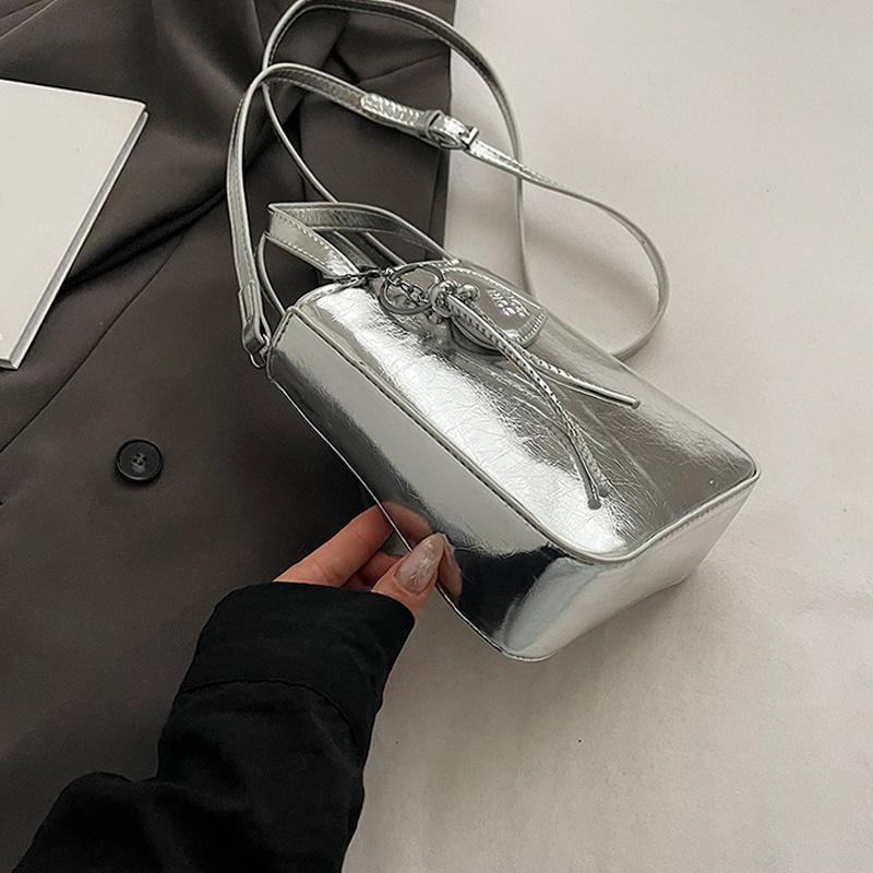 Bolso de hombro de piel sintética a la moda, minibolso bandolera plateado, bolso cuadrado pequeño de alta calidad para mujer.