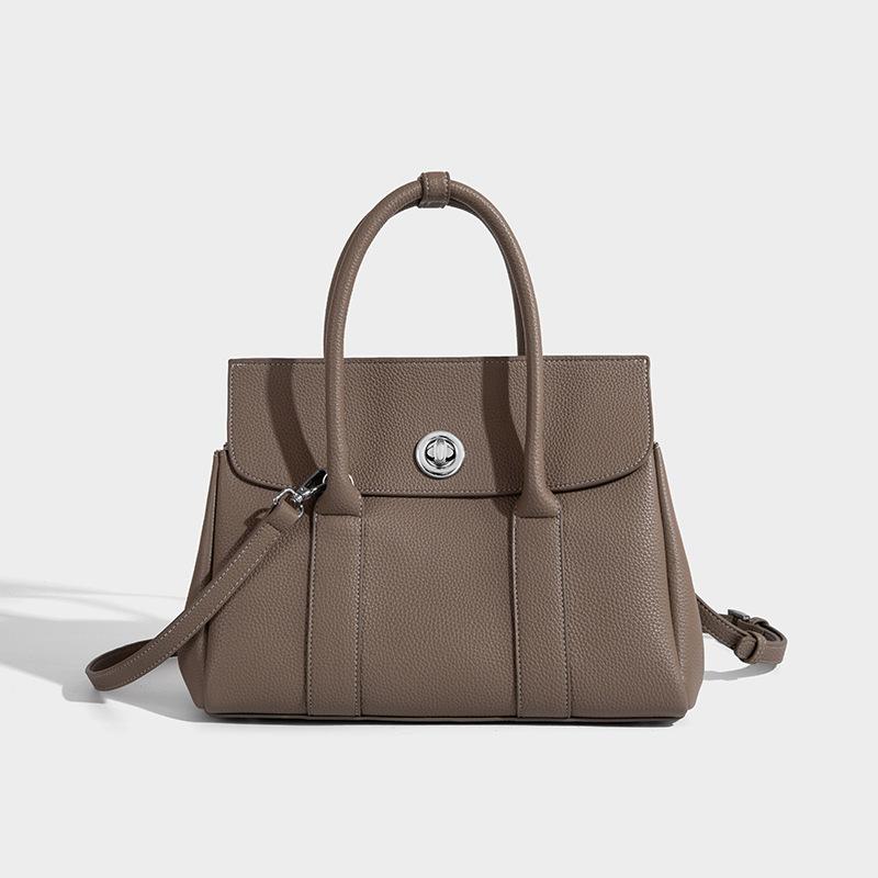 Large Capacity Tote Bag for Women 2025 Luxury New Fashion Texture Commuter Bag Retro Versatile Shoulder Underarm Bag