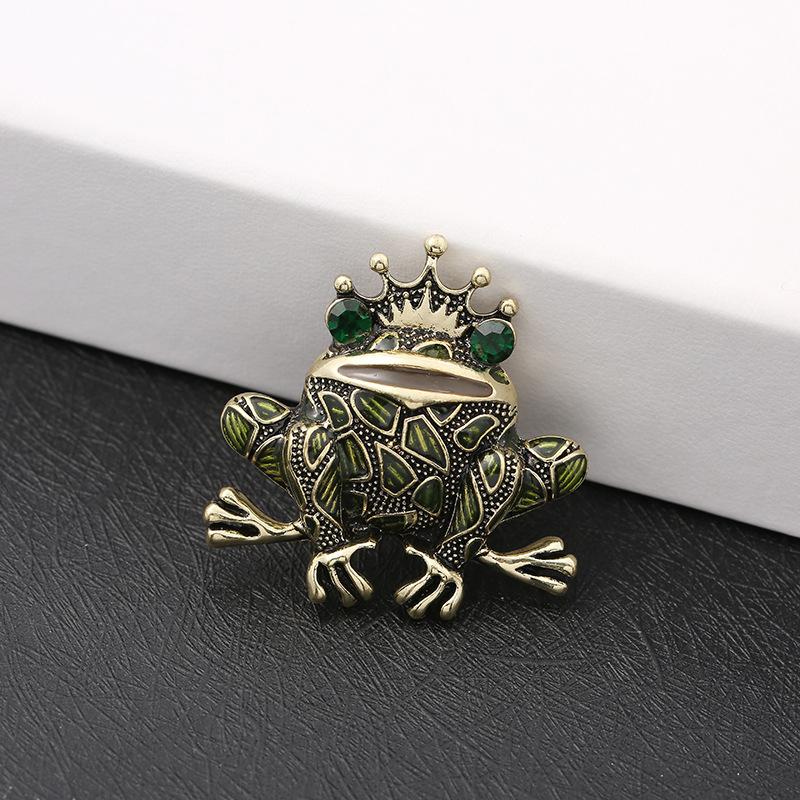

Frog Temperament Metal Dripping Animal Clothing Brooch for Men and Women 4*4CM