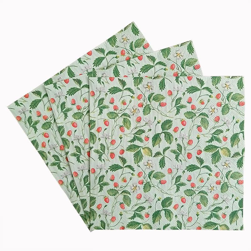 20Pcs Strawberry Printed Paper Napkins, Disposable Napkins Tissues for Weddings Party Festivals Anniversary Celebrations Decor