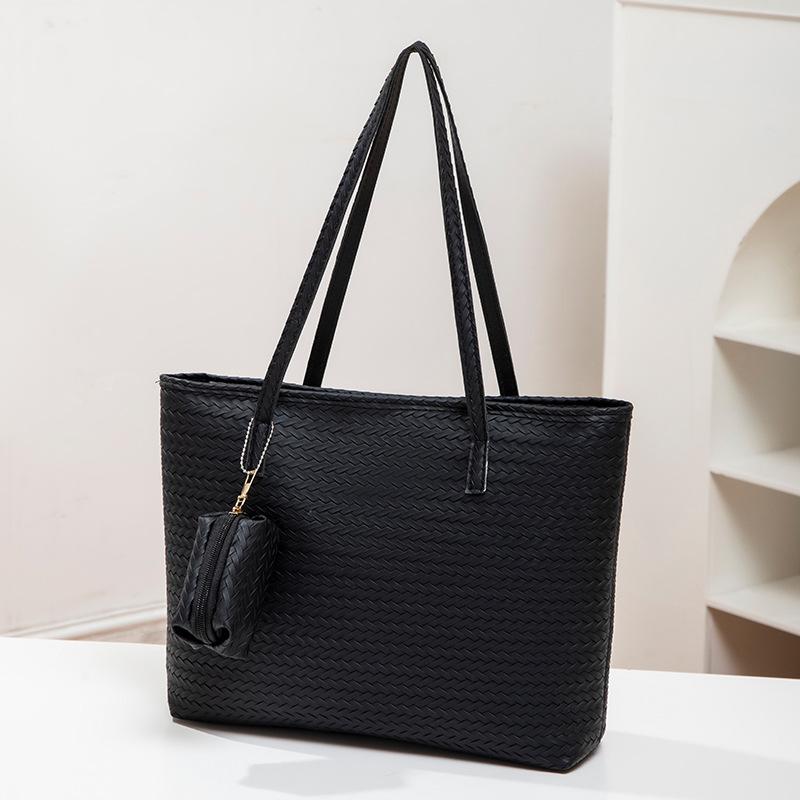 Woven bag women's bag New trendy tote bag Simple large-capacity shoulder portable commuter bag