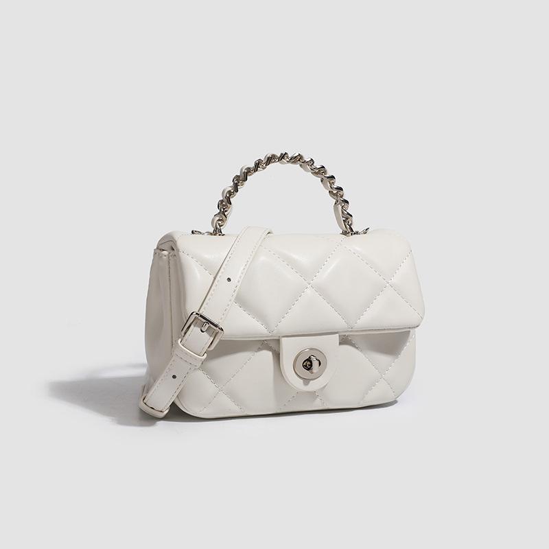 This Small Square Bag Is A Niche Design Made of Pearlescent Fabric and Diamond-shaped Handbag A Women's Crossbody Bag