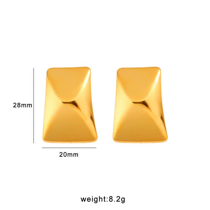 Meishiduo Retro Heart-Shaped Hollow Stud Earrings - European & American Style, Stainless Steel, Modern Simple Design