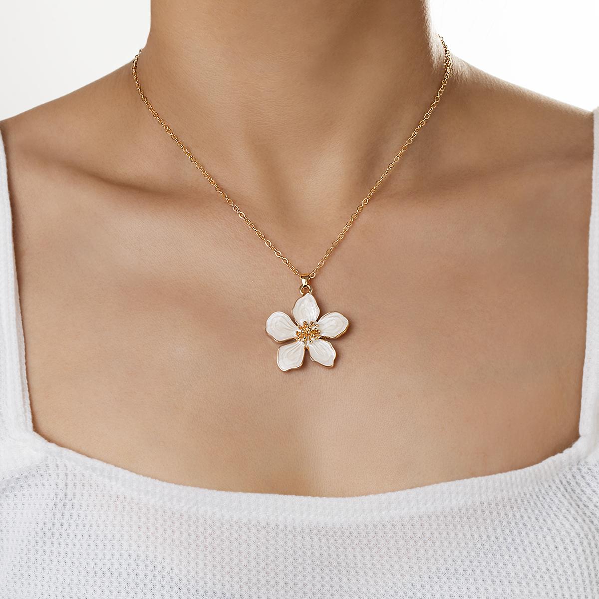 1 Bohemian style oil drop flower pendant necklace, elegant holiday necklace, the best gift for women