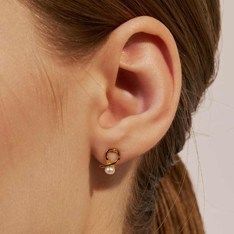 Hei [sv925] Pretty Pearl Earring