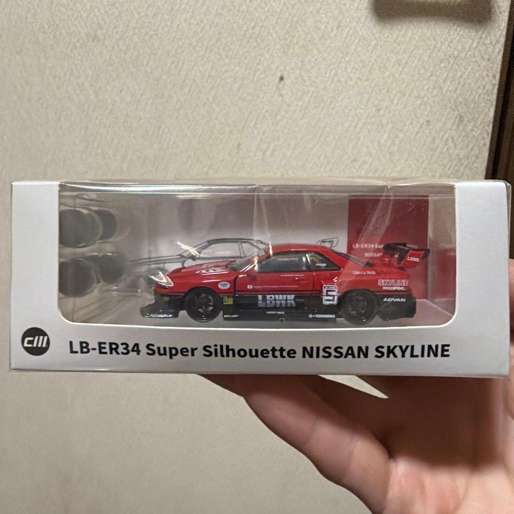CM Model 1/64 Nissan GTR LBWK ER34
