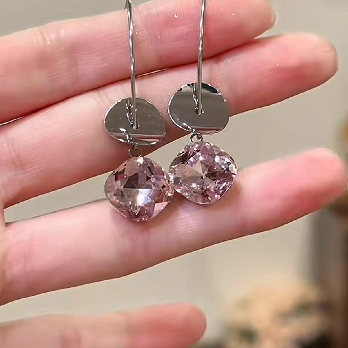 French Pink Geometric Crystal Dangle Earrings - Retro, Elegant, and Versatile Design