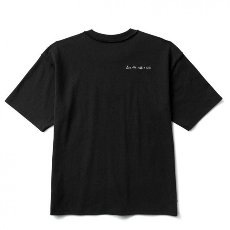 Vans Premium ShorT Sleeve T shirT Down The rabbiT Hole 2 Types