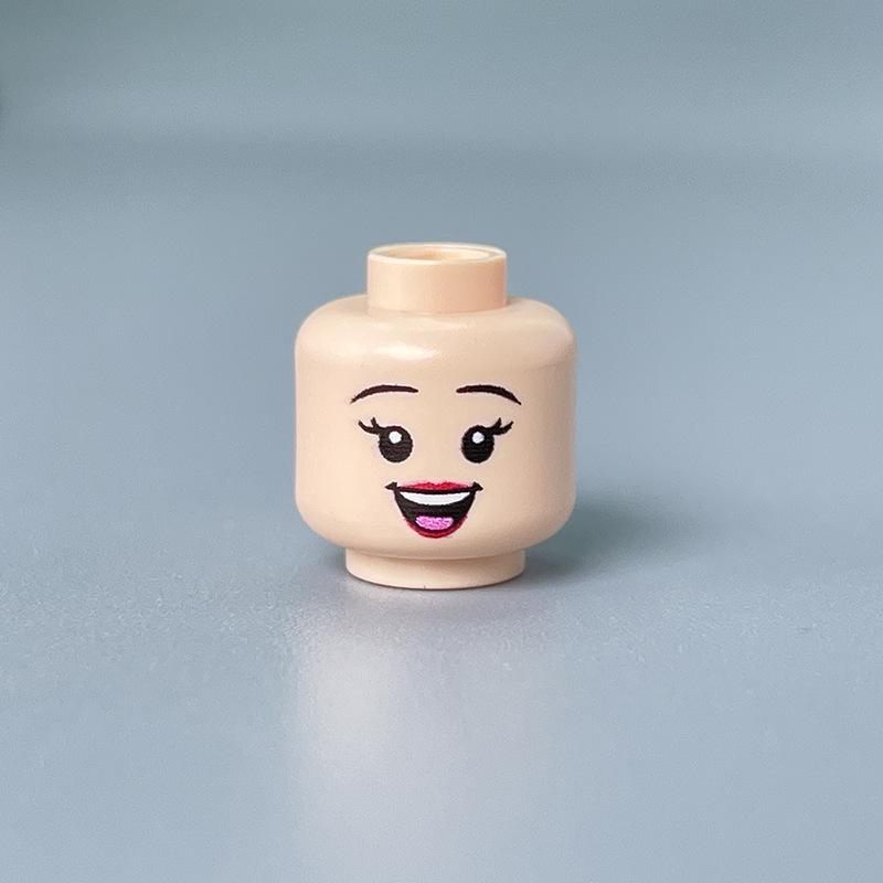 Building Block Minifigure Heads Set – Facial Expressions in Yellow