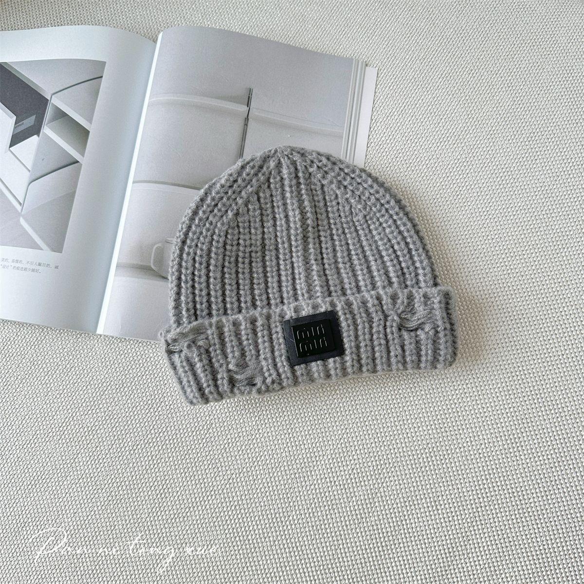 

Children s Ripped Warm Woolen Hat Fashionable Baby Autumn and Winter New Letter Logo Knitted Hat Student Versatile Cold Proof Hat 52-57cm