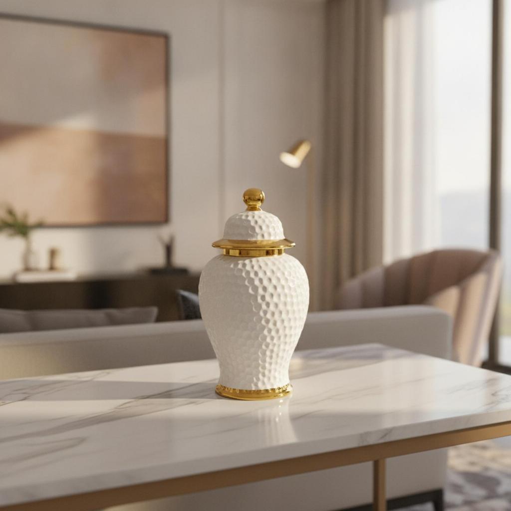 European-Style Ceramic Decorative Vase Textured Lidded with Gold