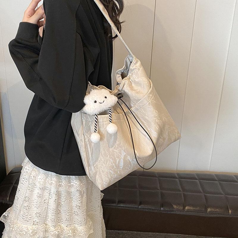 Casual Big Bag Women's New Fashion Shoulder Bag Large Capacity Tote Bag Versatile Class Commuter Messenger Bag