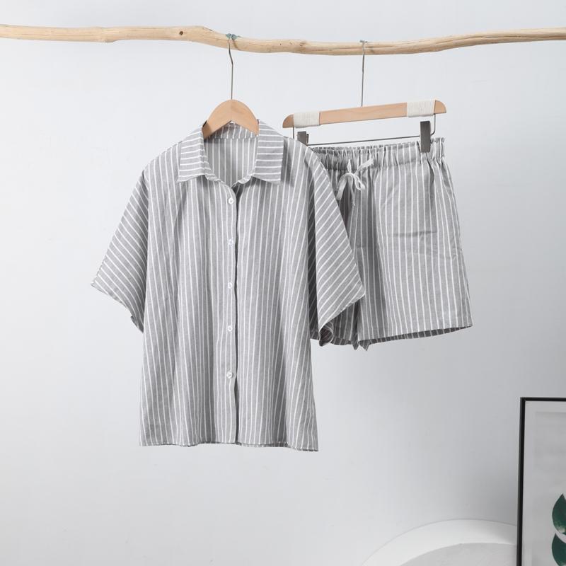 Striped Shirt Shorts Set Spring/Summer 2025 New Fashion Women's Comfort and Leisure 2-piece Set Loose Retro Versatile