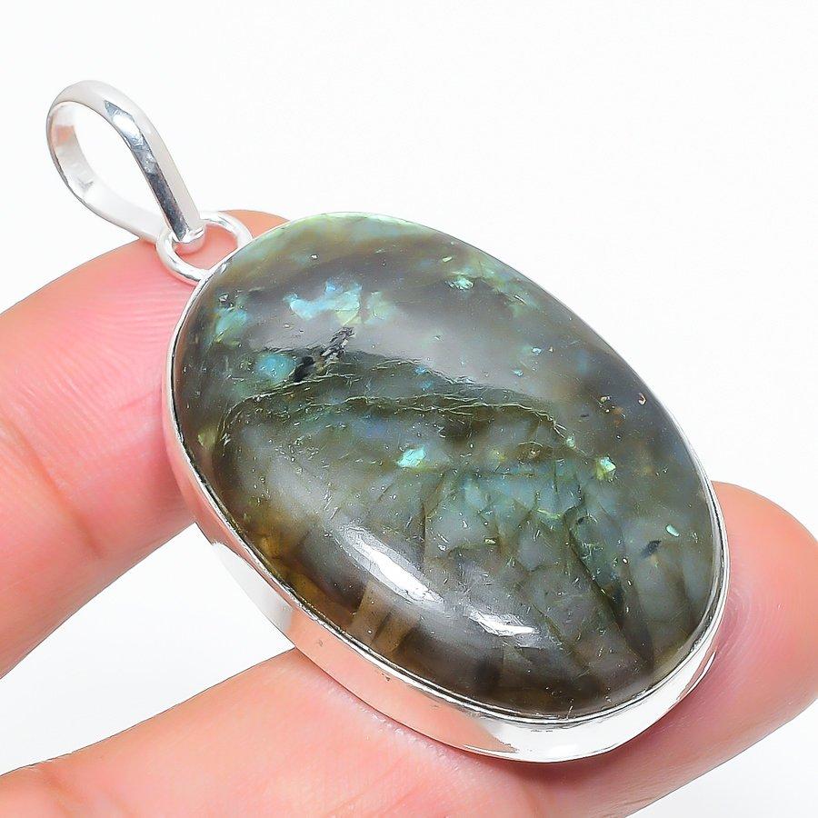 

Labradorite Handmade 925 Sterling Silver Jewelry Pendant 2.05 a1v29