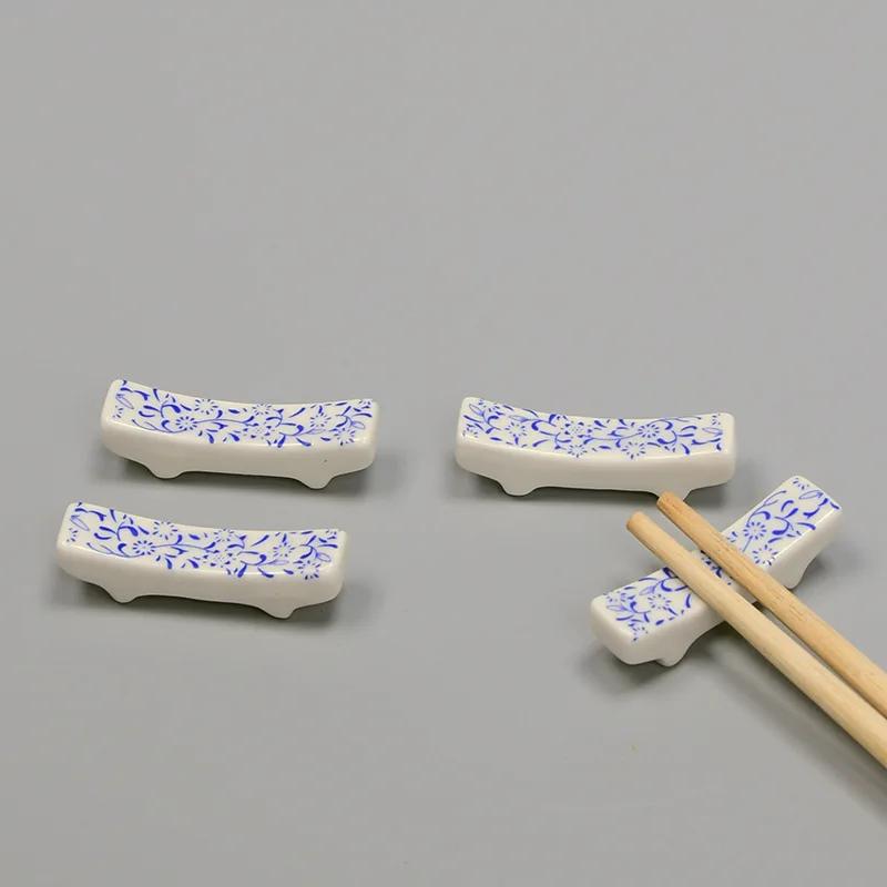 Pure Hand-made Japanese Ceramic Chopsticks Stand Blue and White Porcelain Pattern Chopsticks Hold Table Furniture Crafts