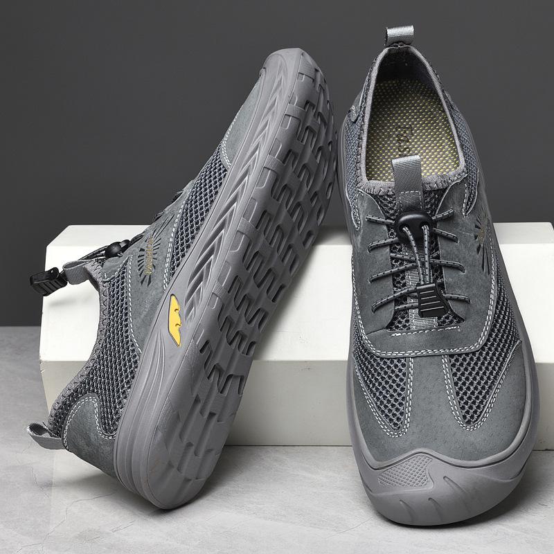 Übergröße Outdoor-Schuhe Sommer atmungsaktives Mesh Bachwanderschuhe Bergsteigen Freizeitschuhe Zehenschutzkappe Anti-Kick Wandern Herrenschuhe