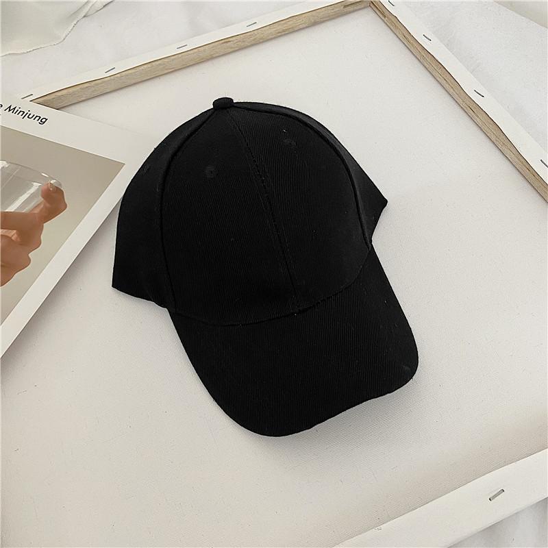 

20Solid color baseball cap with Velcro fastener, student sunshade cap, versatile street style for couples Adjustable